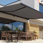 The Dakar Selt terrace awning is a full-cassette structure that is perfect for shading larger terraces.