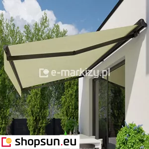 The main advantage of the Adagio Mol awning is the integrated half-cassette, which protects the cover against the adverse effects of weather conditions
